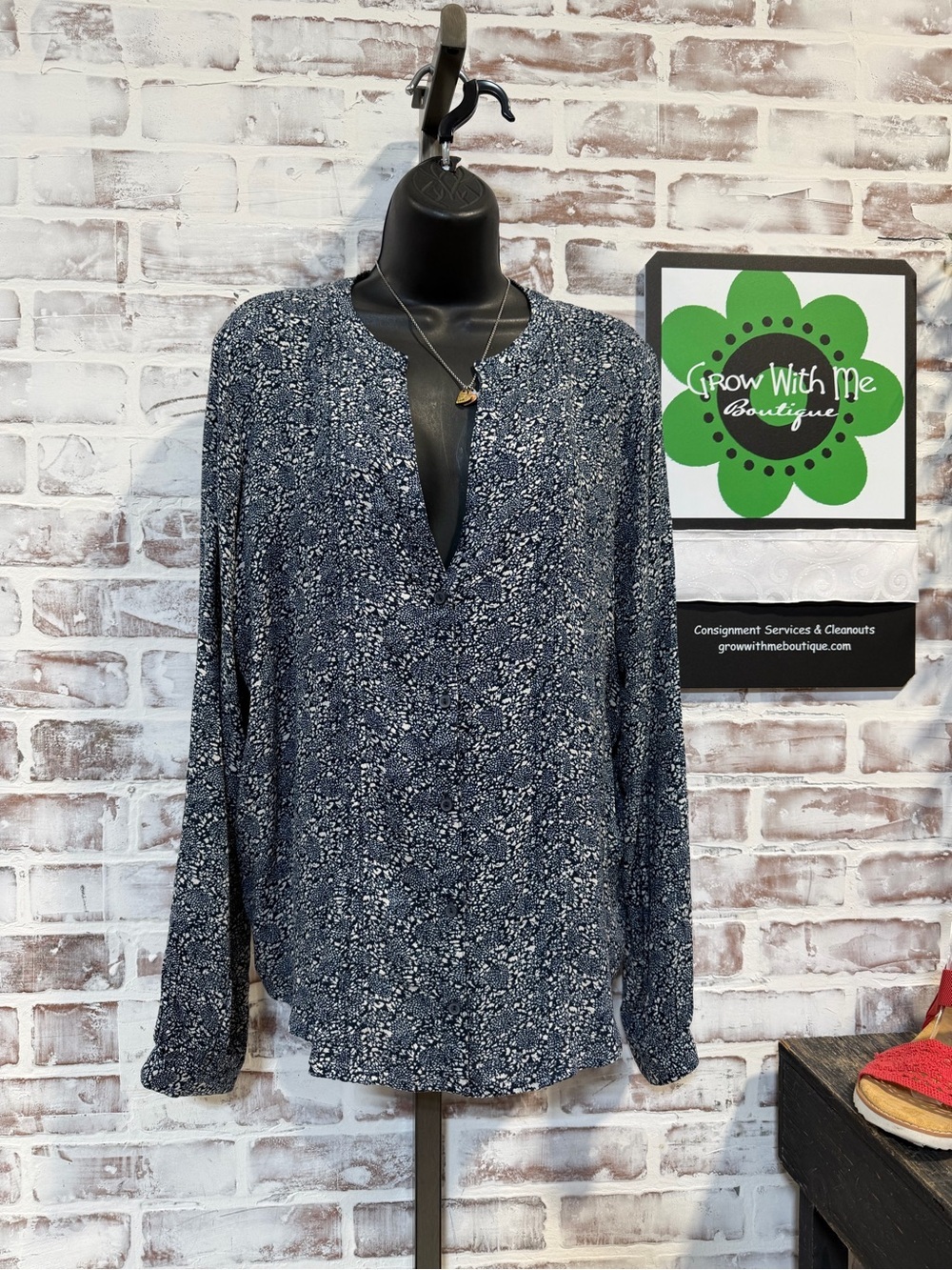 Treasure & Bond Navy and White Floral Long Sleeve Blouse